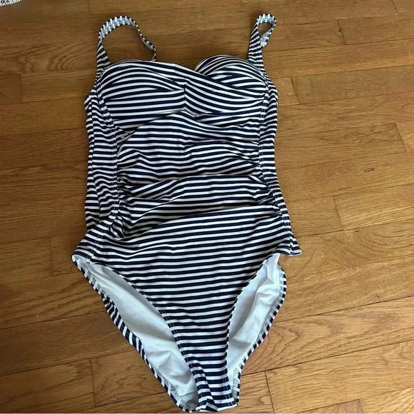 Nip Tuck Swim Sorrento Stripe Joanne One Piece Swimsuit Black White Size Medium - Picture 2 of 5